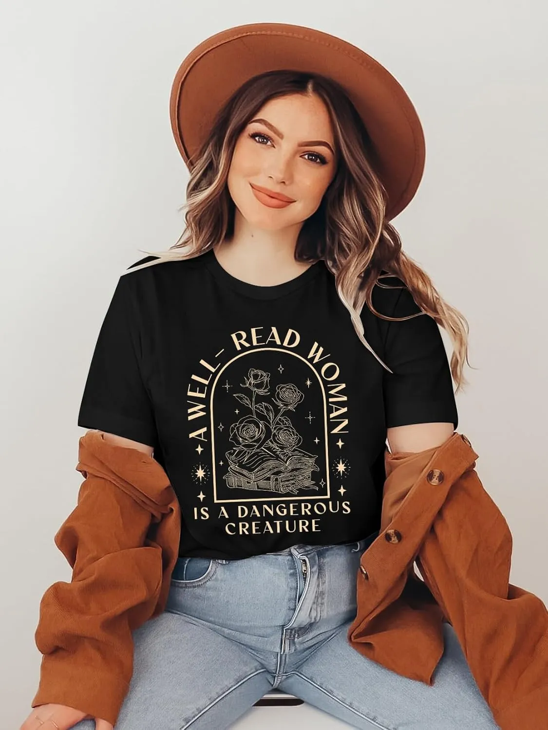 A Well Read Woman T-Shirt Women Reading Book Shirt Cute Book Lover Gift Vintage Graphic Tee Tops Funny Teacher Shirt