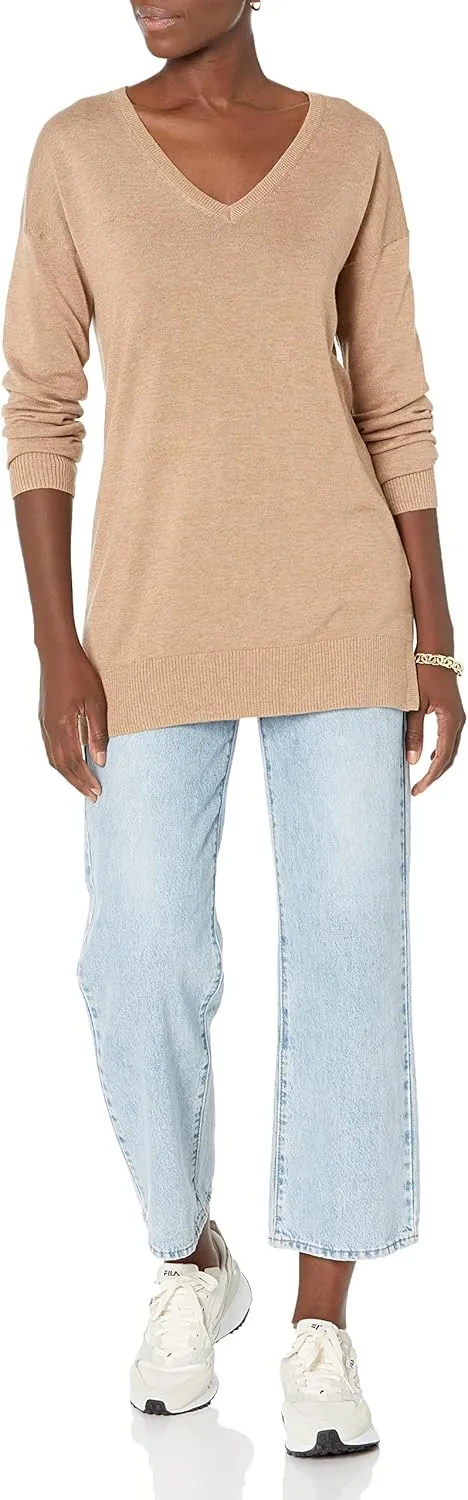 Amazon Essentials Women's Lightweight Long-Sleeve V-Neck Tunic Sweater (Available in Plus Size)