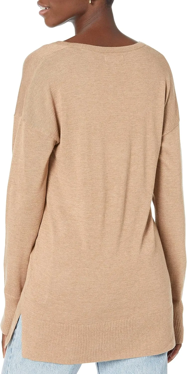 Amazon Essentials Women's Lightweight Long-Sleeve V-Neck Tunic Sweater (Available in Plus Size)