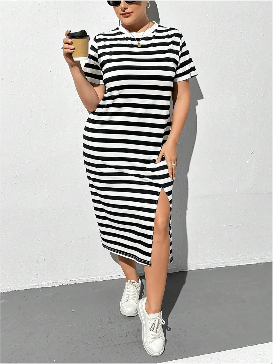 Floerns Women's Plus Size Striped Print Midi Dress Short Sleeve Round Neck Split Tee Shirts Dress