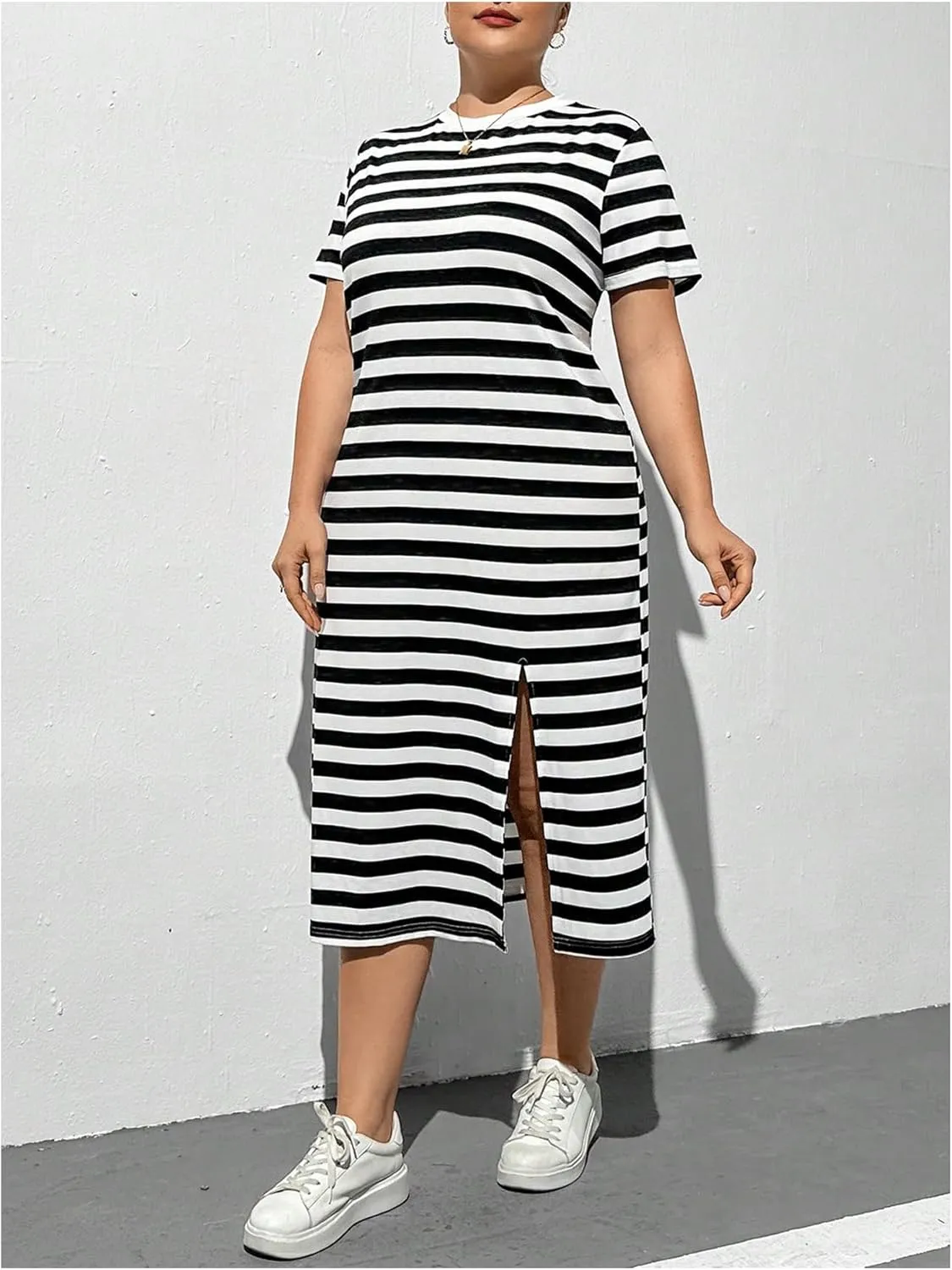 Floerns Women's Plus Size Striped Print Midi Dress Short Sleeve Round Neck Split Tee Shirts Dress