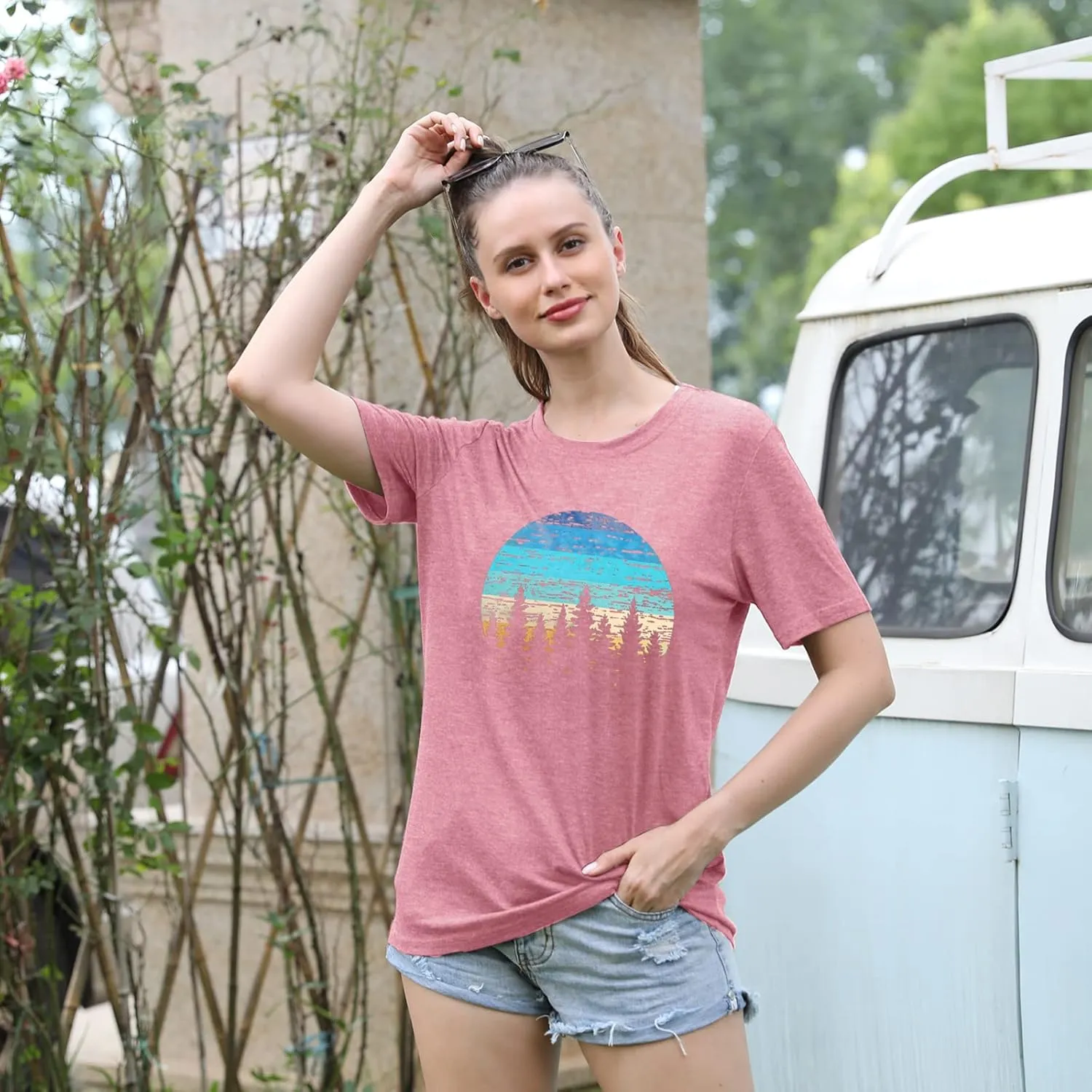 GEMLON Sunset Pine Tree Tshirt Women Camping Tshirt Retro Sun Print Graphic Tee Casual Short Sleeve Top
