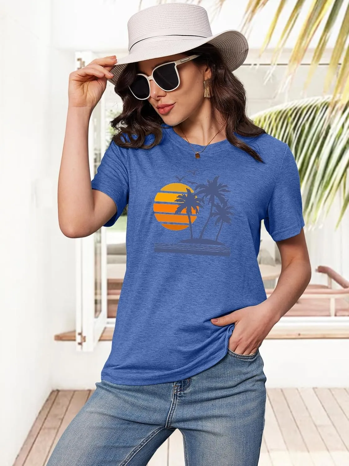 Graphic Tees for Women Vintage Sea Turtle T Shirts Hawaiian Beach Tshirts Summer Casual Short Sleeve Tops