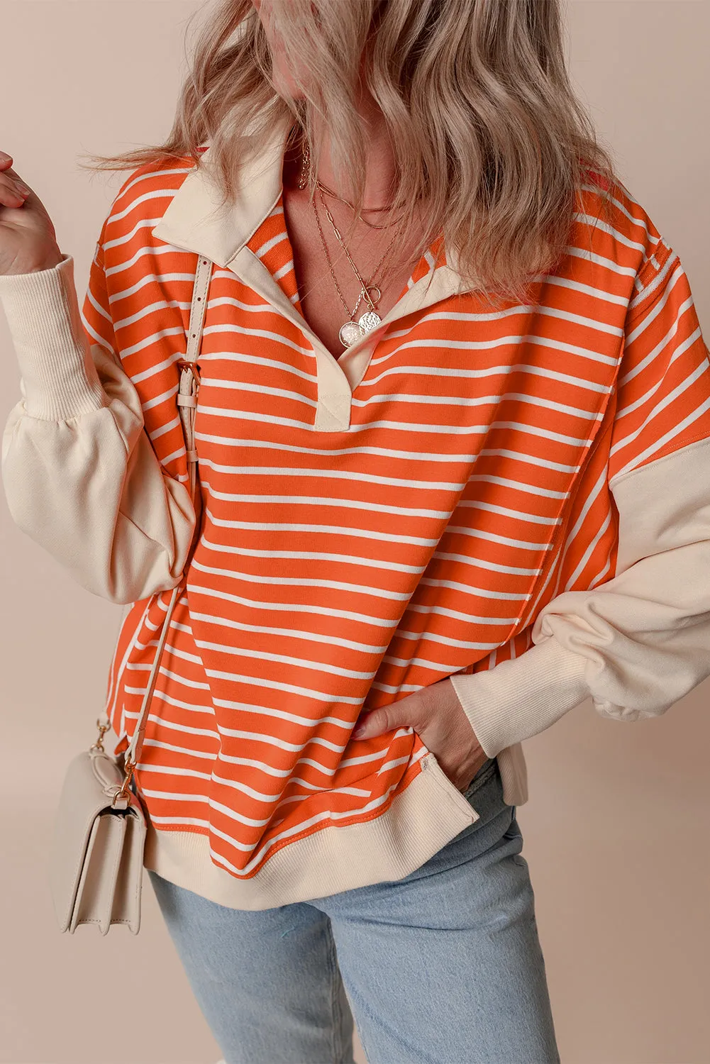Loose Fit Collared Sweatshirt