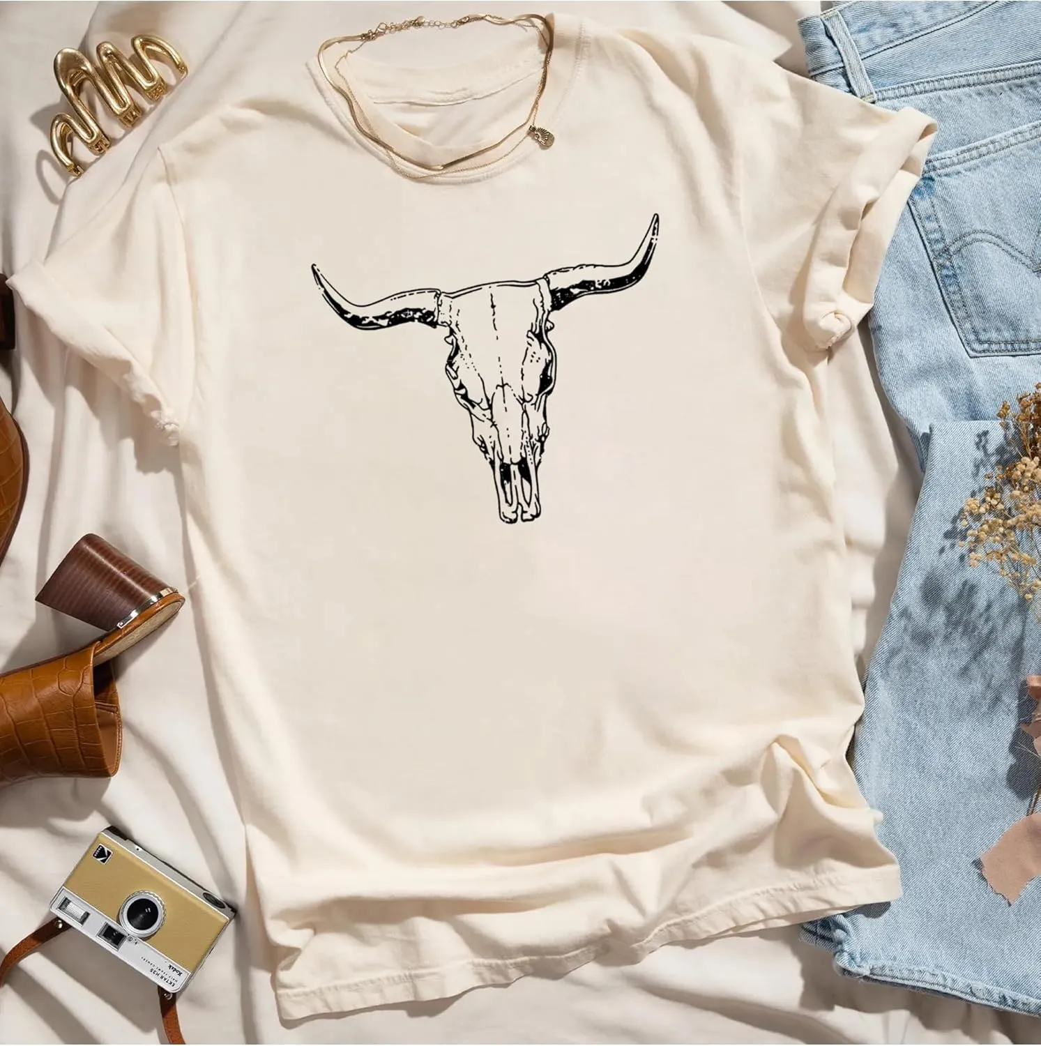 MAPICK Women Boho Cow Skull T-Shirts Western Cowgirls Graphic Crewneck Shirts Country Concert Short Sleeve Outfits