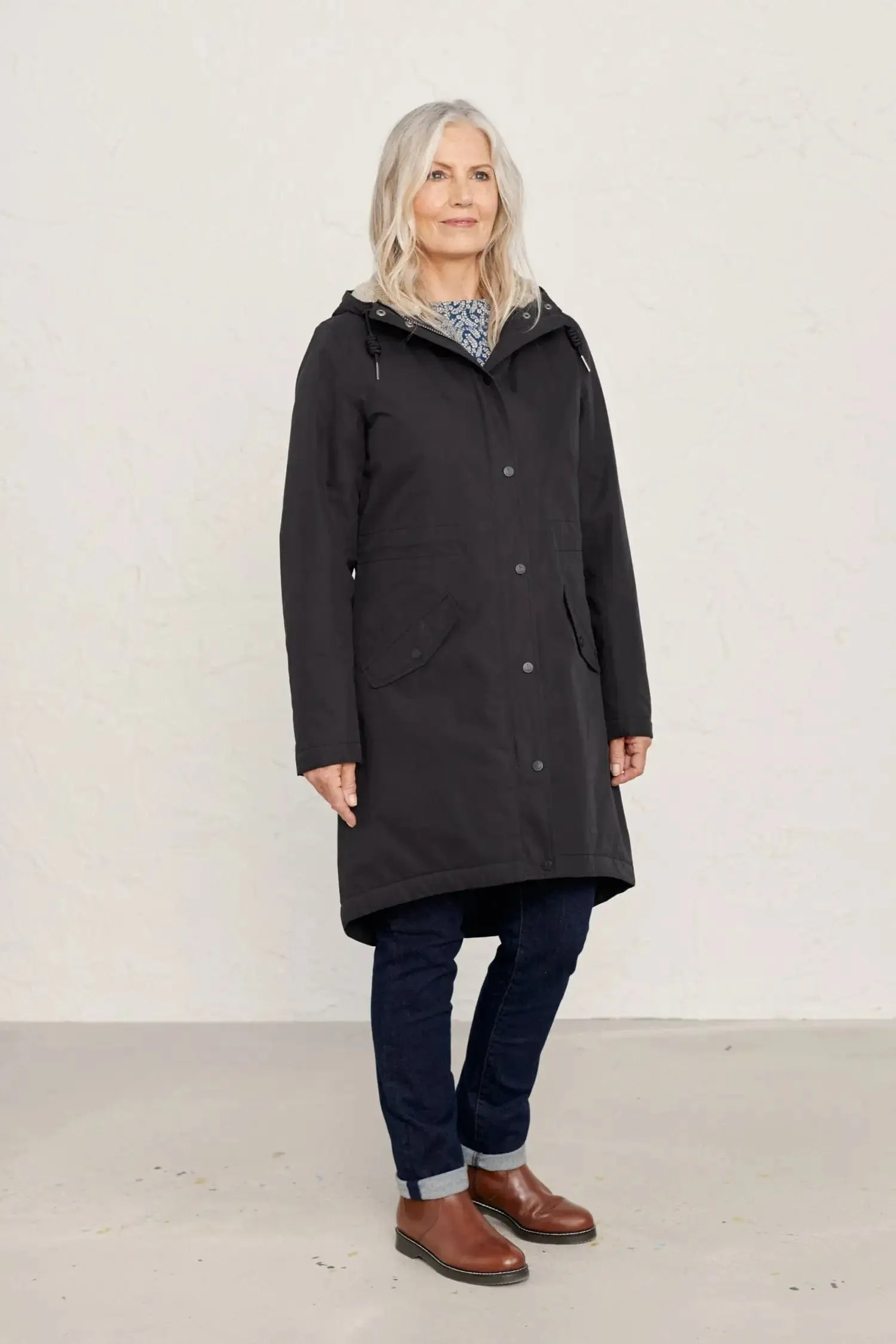 Plant Hunter Coat - Onyx