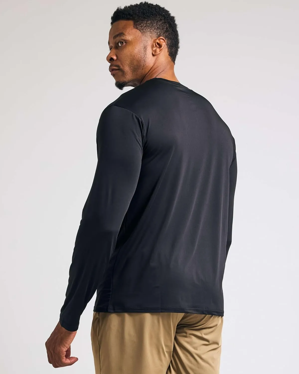 Real Essentials 4 Pack: Men's Dry-Fit Active Athletic Long Sleeve Pocket Crew T-Shirt Outdoors UPF 50 S-5XLT