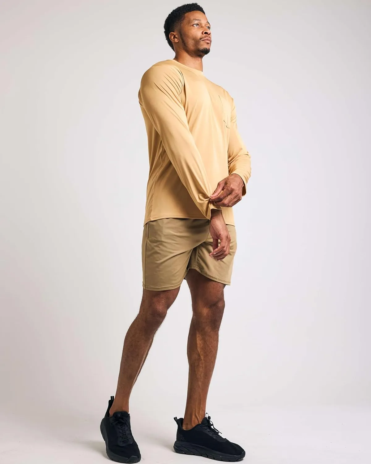 Real Essentials 4 Pack: Men's Dry-Fit Active Athletic Long Sleeve Pocket Crew T-Shirt Outdoors UPF 50 S-5XLT