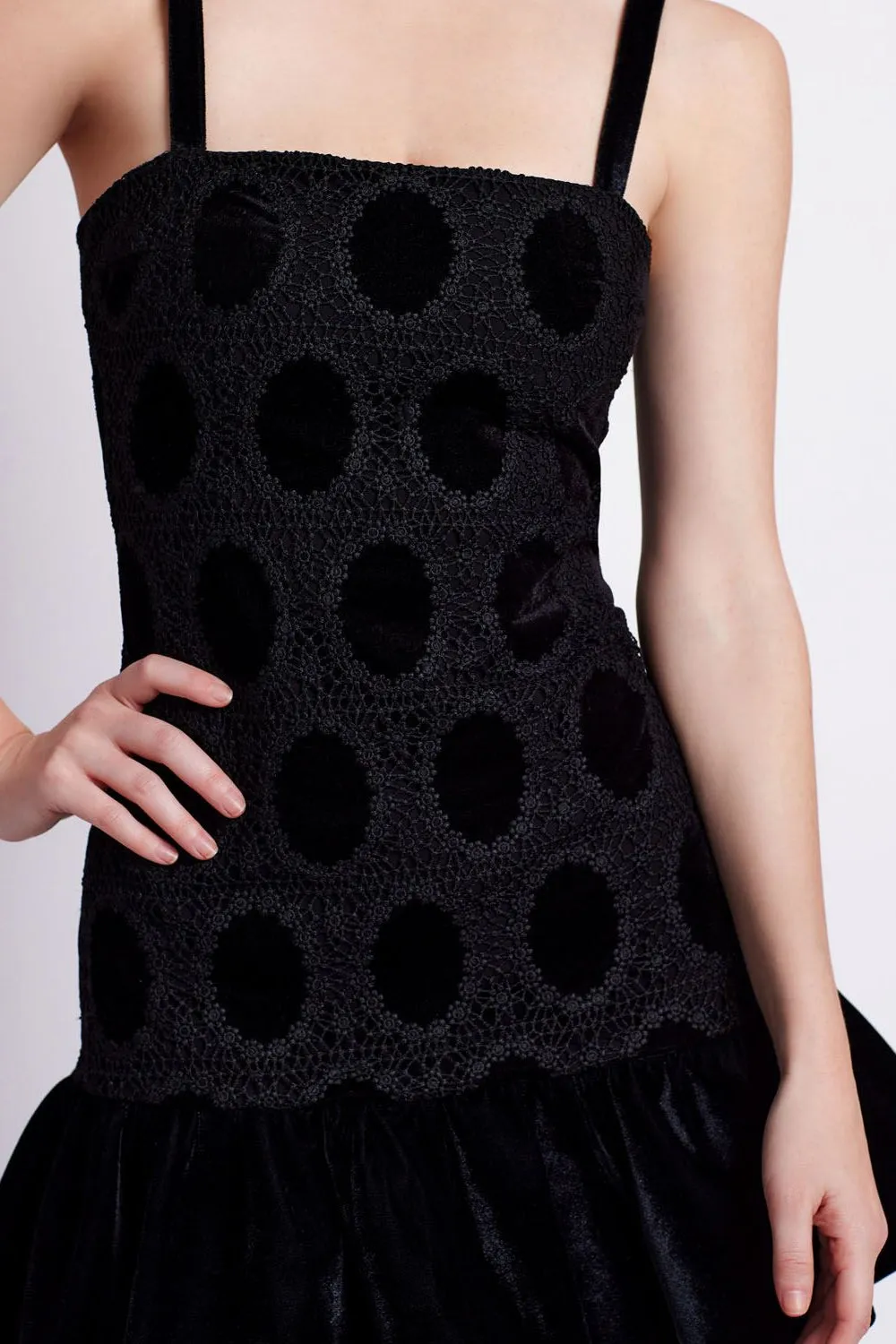 VELVET LACE SLEEVELESS MINI DRESS