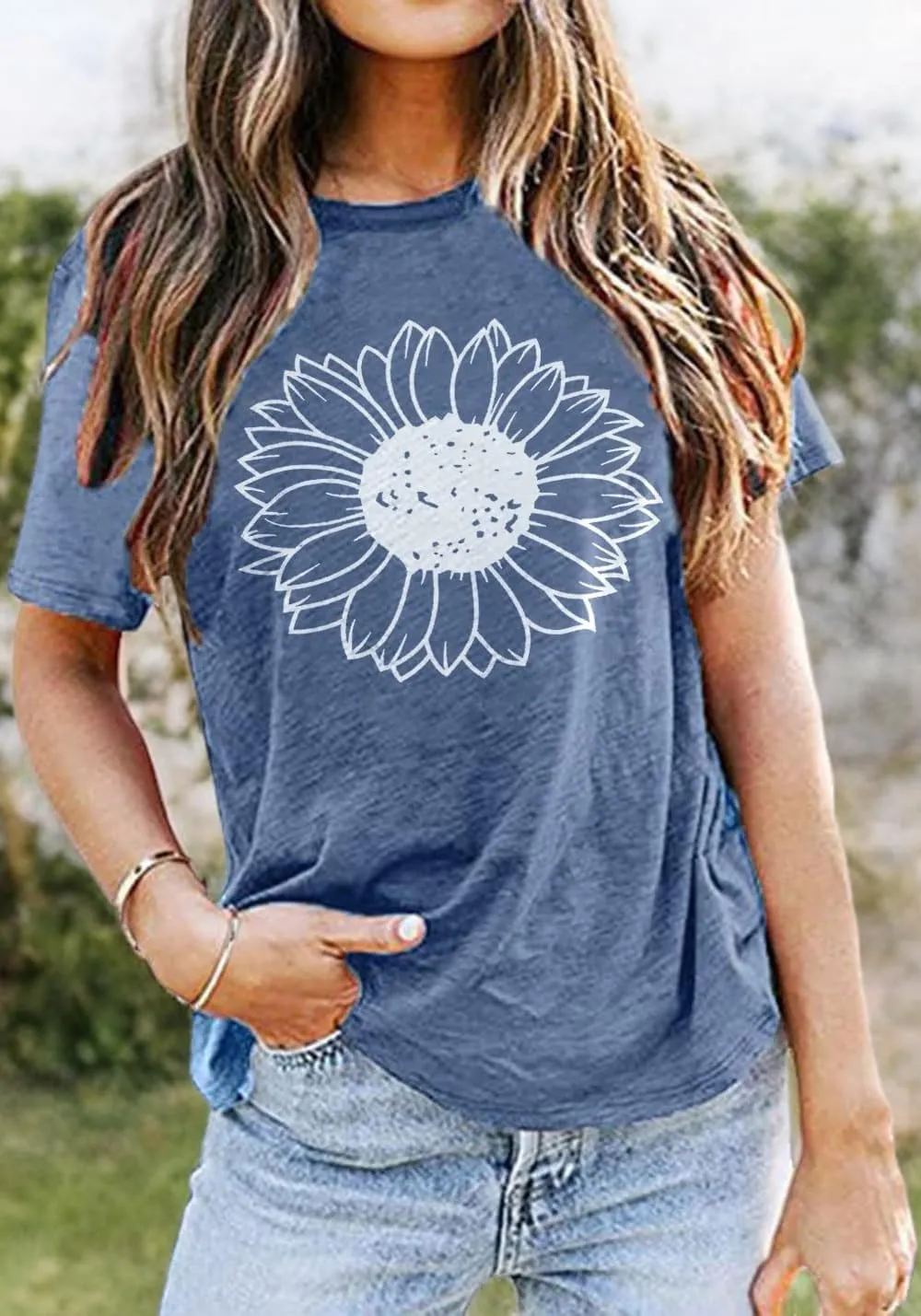 Women's Summer Tops Sunflower T Shirts for Women Cute Graphic Loose Tees Crew Neck Short Sleeve Casual Tops
